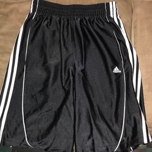 Men’s basketball shorts
